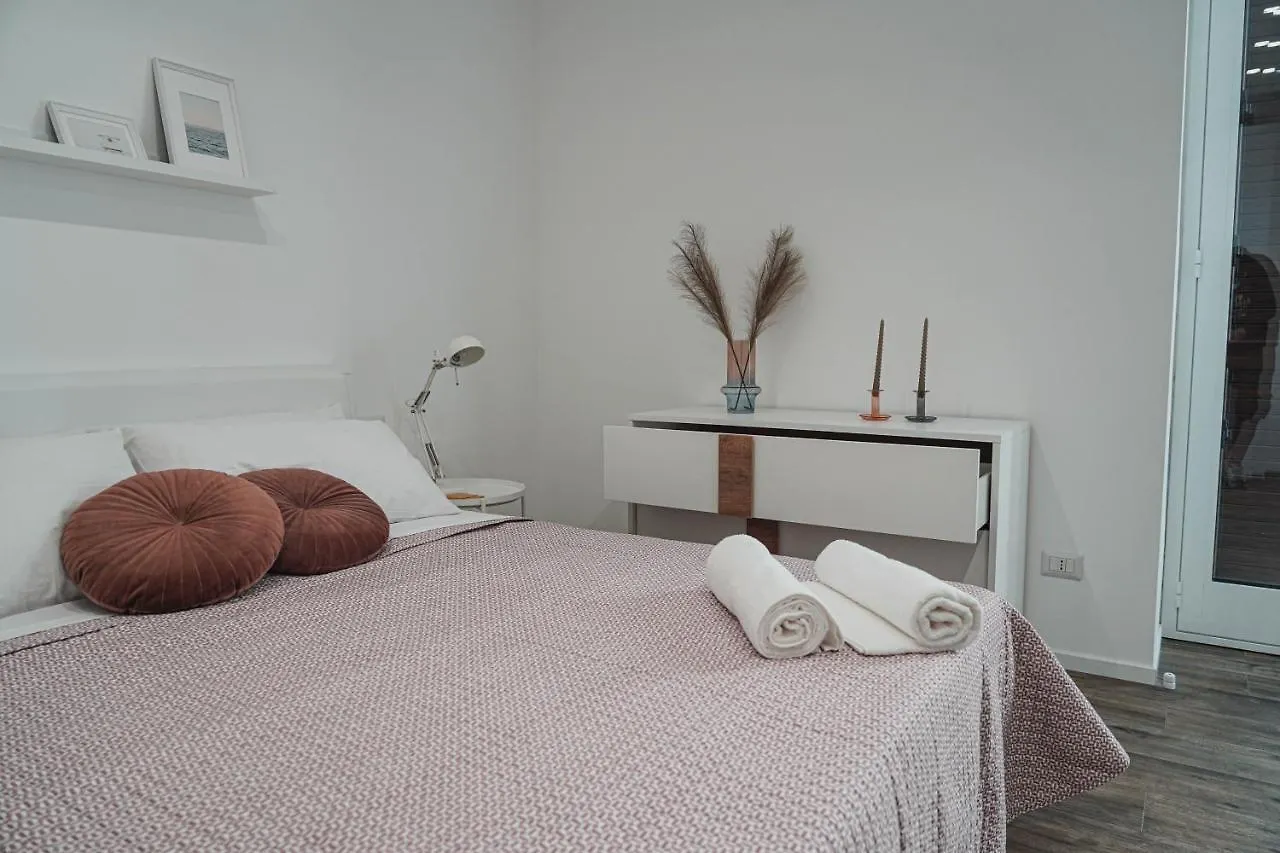 Apartment Casa Vacanza Stomar Pozzallo Italy